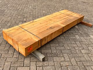 4x Eiken Balken Fijnbezaagd, 200x200mm, Lengte 250cm